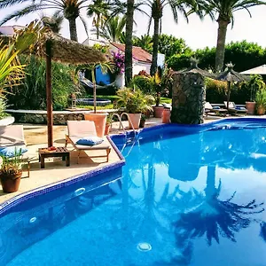 https://birdcage-gay-resort-playa-del-ingles.in-canary-islands.com