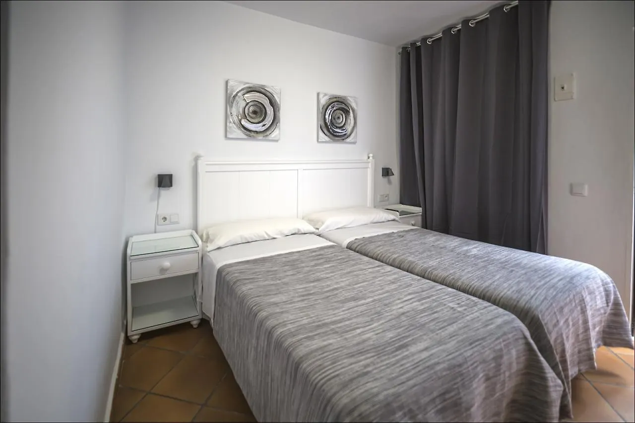Hostal San Ramon Marbella Gæstehus